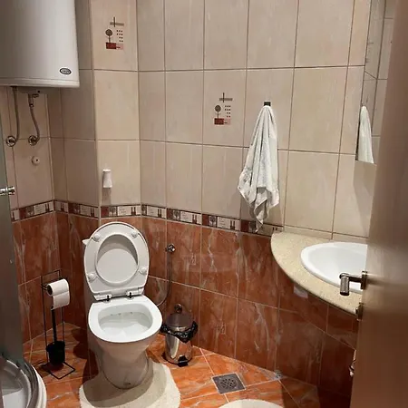 Primestay Duplex Retreat - Free Parking * Скоп'є