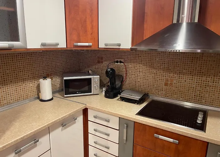 Primestay Duplex Retreat - Free Parking * Escópia