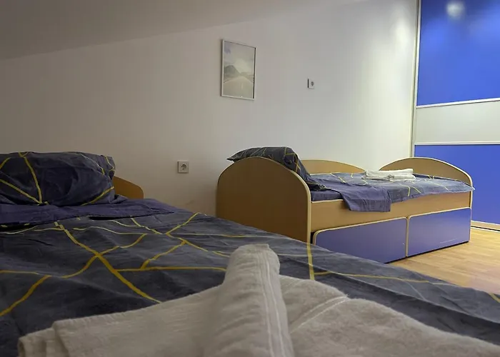 Primestay Duplex Retreat - Free Parking * Escópia