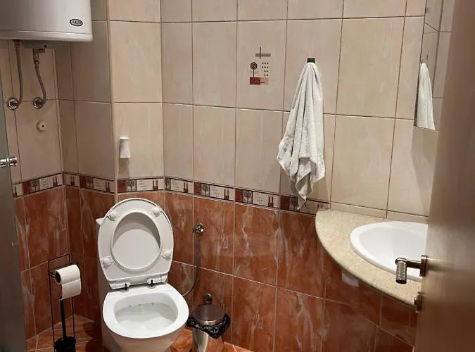 Primestay Duplex Retreat - Free Parking * Escópia